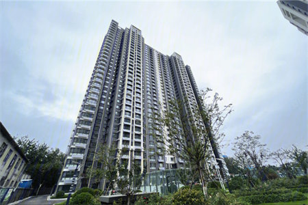密州鲁东大厦3室2厅2卫130万142m2带车位附房